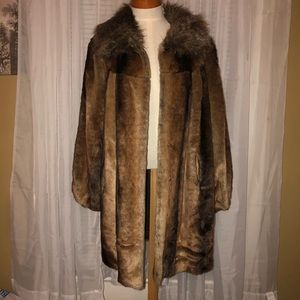 Vintage fur coat super cozy